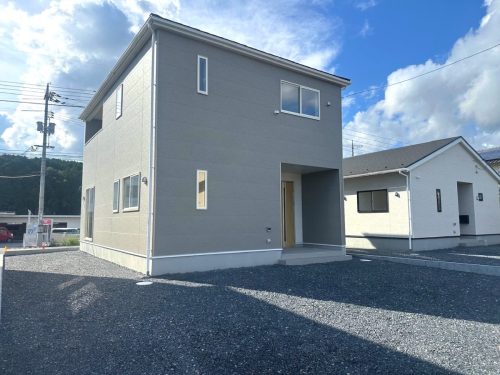 クレイドルガーデン鏡野町寺元 第1-2号棟